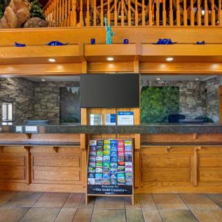 Best Western Plus Yosemite Gateway Inn | Oakhurst, California | Photo Gallery - 31