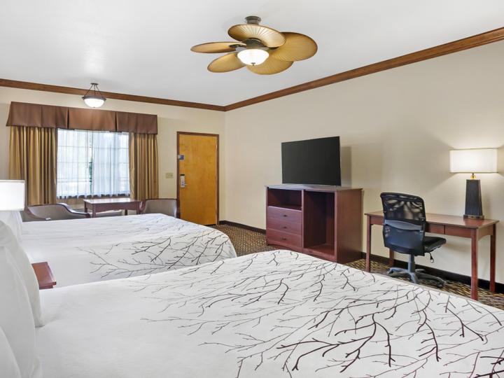 Best Western Plus Yosemite Gateway Inn | Oakhurst, California | 17