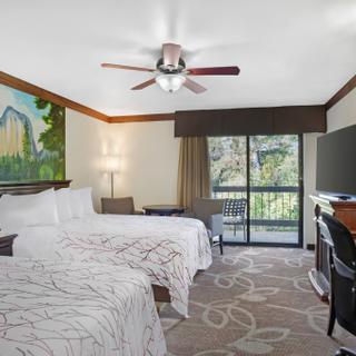 Best Western Plus Yosemite Gateway Inn | Oakhurst, California | Photo Gallery - 19