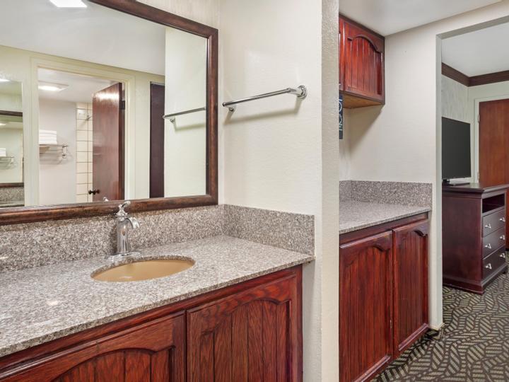 Best Western Plus Yosemite Gateway Inn | Oakhurst, California | 24