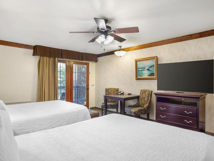 Best Western Plus Yosemite Gateway Inn | Oakhurst, California | 23