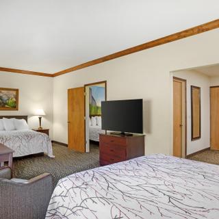 Best Western Plus Yosemite Gateway Inn | Oakhurst, California | Photo Gallery - 16