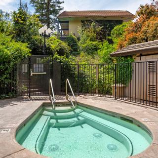 Best Western Plus Yosemite Gateway Inn | Oakhurst, California | Photo Gallery - 3