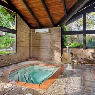 Best Western Plus Yosemite Gateway Inn | Oakhurst, California | Photo Gallery - 11