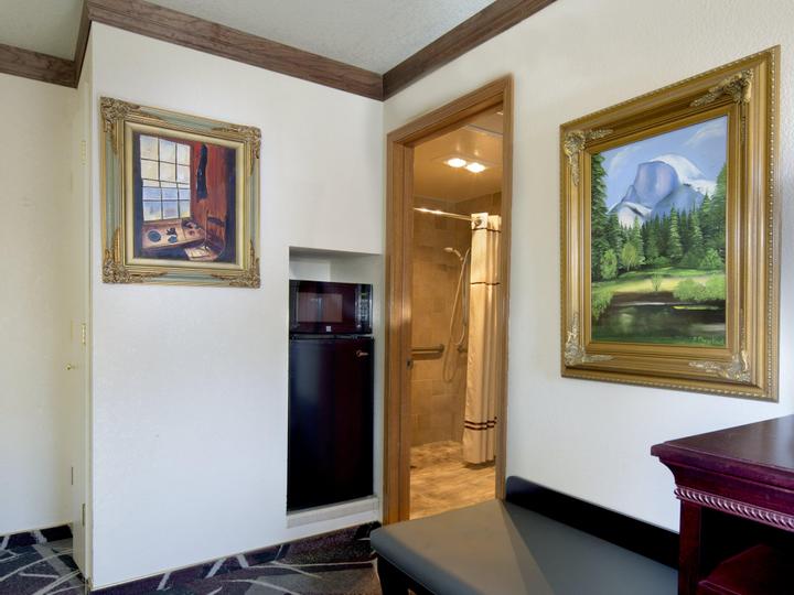 Best Western Plus Yosemite Gateway Inn | Oakhurst, California | 6