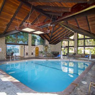 Best Western Plus Yosemite Gateway Inn | Oakhurst, California | Indoor pool area including seating 